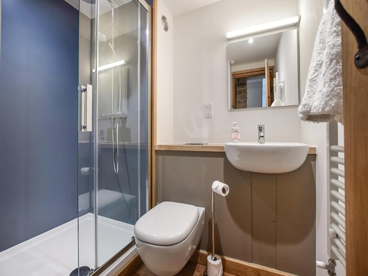 Mercia House Уинчкомб Экстерьер фото