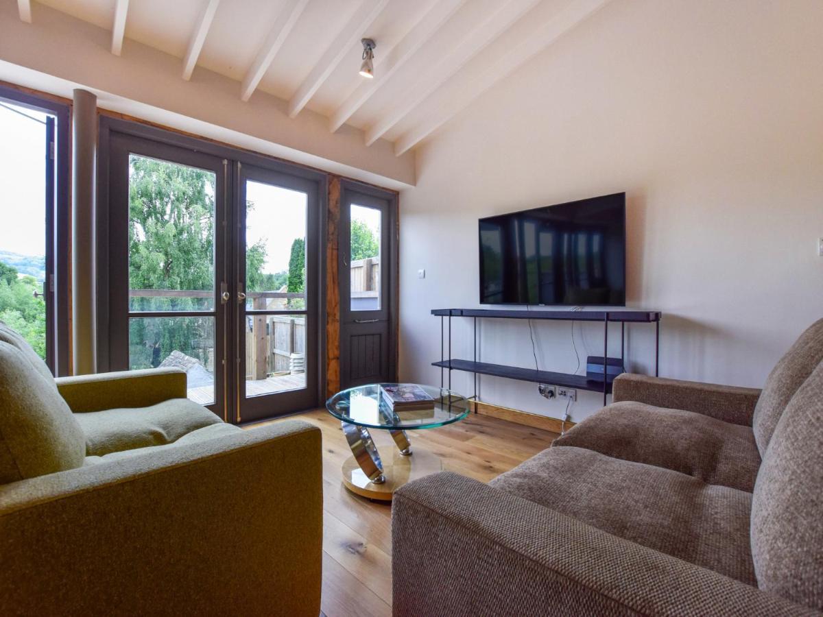 Mercia House Уинчкомб Экстерьер фото